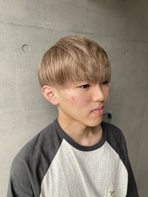 ウルフアッシュブラックカルマパーマベリーショート