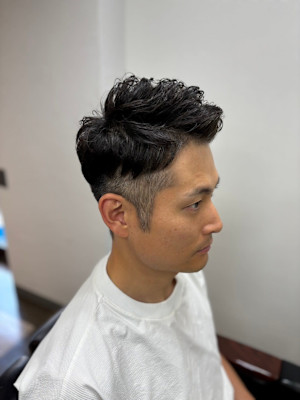 直毛でお困りの方必見！！ナチュラルアイロンパーマ☆