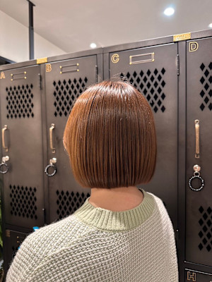 切りっぱなしボブヘルシースタイル/似合わせカット