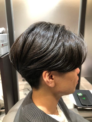 センターパートツーブロウルフカルマパーマ波巻き/メンズヘア