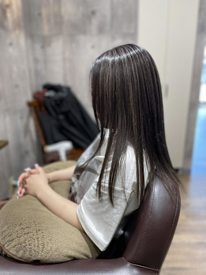 シルバーグレージュハイライト