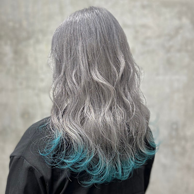 ホワイトグレー裾カラーハイトーンカラーケアカラーケアブリーチ