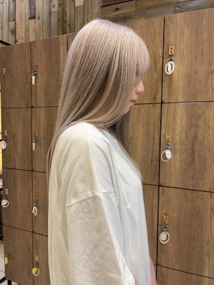 【黒田】ミルクティーベージュ