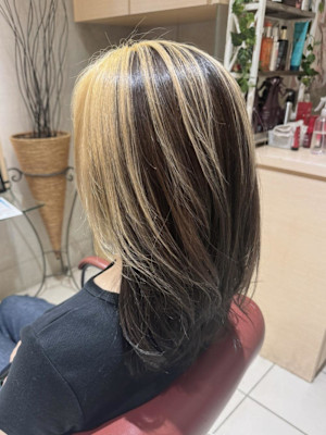 白髪も味方にデザインで！