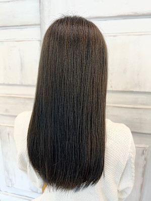 【自然な縮毛矯正】