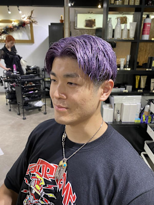 ウルフアッシュブラックカルマパーマベリーショート