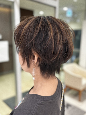 レイヤーショート×ハイライトカラー