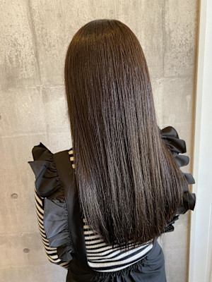 ブラウンカラー