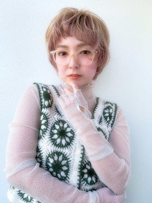 動きの出るショートヘア！