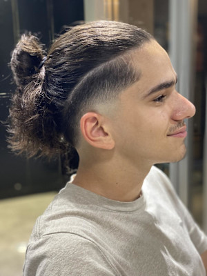 ウルフアッシュブラックカルマパーマベリーショート