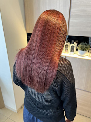 ツヤ髪/白髪ぼかし/ボルドーピンクカラー/西原晃