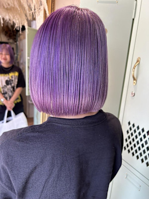 ビビットラベンダー/ブリーチ/ハイトーン/ボブ