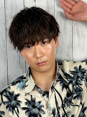 ハイライト/マッシュパーマ/ウルフ/アッシュブラック/波巻き