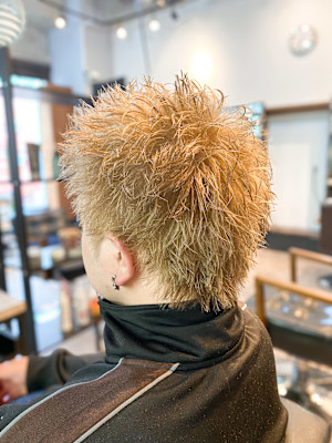 【IRIE HAIR赤坂】スパイキーショート×ブリーチカラー