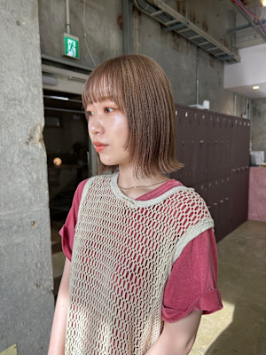 ベージュカラー