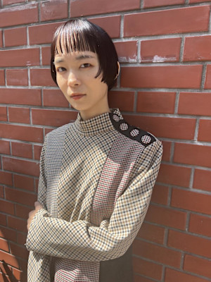 ミニボブ　モード　ボブ　ぱっつん前髪