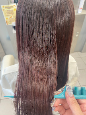 ピンクブラウン