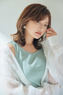 大人かわいいミディアム×外はね【池袋・池袋東口】