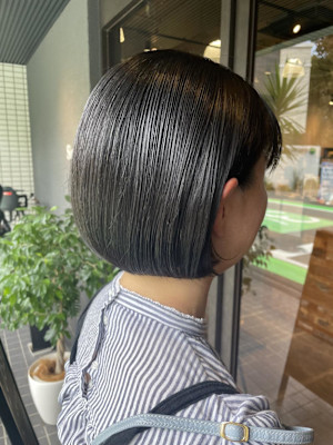 コンパクトミニボブ