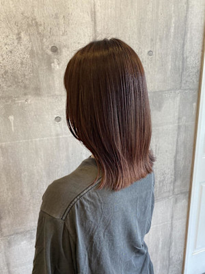 ぱつんミディ×ピンクブラウン〈ARCH CHIAKI〉