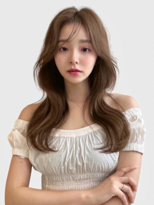 韓国風ベージュシースルーバングくびれヘア