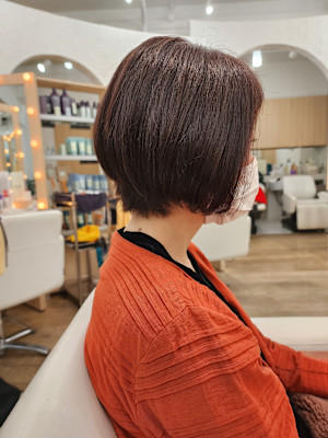 お手入れ楽チン！ショートボブスタイル