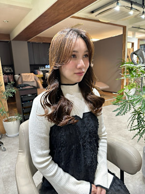 崩れないコテ巻きカール風パーマ