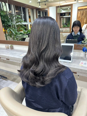 韓国風コテ巻きパーマ