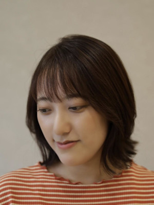 ナチュラルブラウン