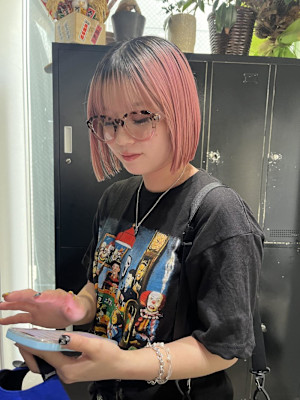 切りっぱなしボブ　ヘイリーボブ　タッセルボブ