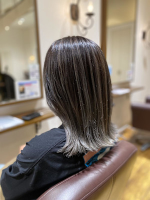 シルバー×バレイヤージュ