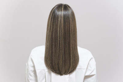 髪質改善ツヤサラロングヘア