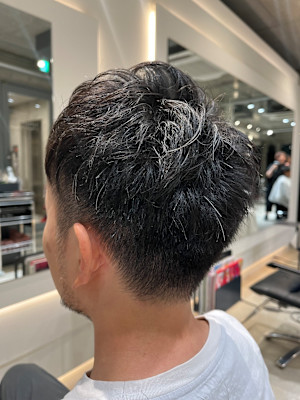 【RISK 飛澤広偉】フェードカット バーバースタイル