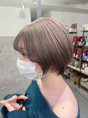 【SOLVER　山田】ショートボブ+ミルクティーベージュ