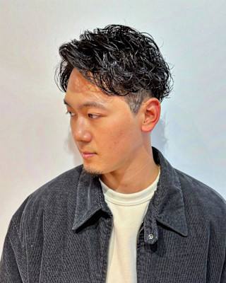 横浜メンズパーマニュアンスパーマワンカール毛流れ大人パーマ