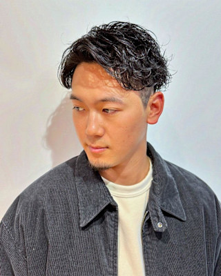 横浜ニュアンスパーマメンズ大人パーマ毛流れワンカールパーマ