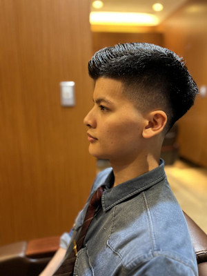 銀座理容室　バーバースタイルスキンフェード