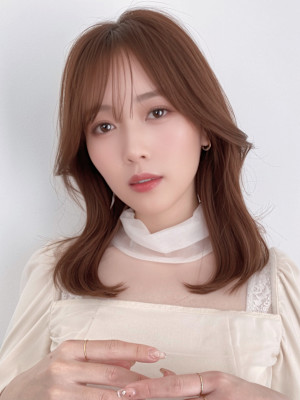 10代20代30代ロングレイヤーインナーカラー小顔丸みボブデ