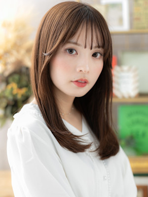 ピンクブラウン艶カラー小顔エアストレート　レイヤーロング