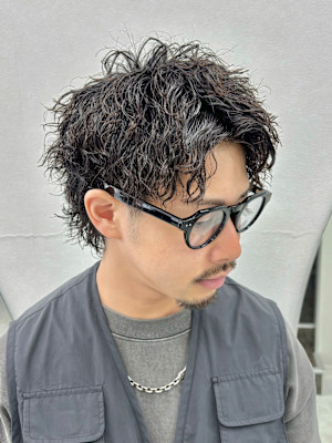 ダークアッシュ/アッシュブラック/カルマパーマ/ベリーショー