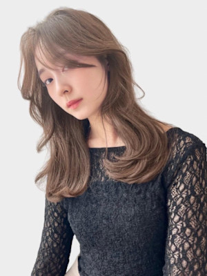 まろやかくすみベージュ前髪なしレイヤー