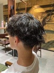 緩めツイストスパイラルパーマ