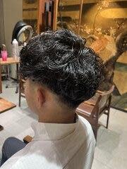 フェードパーマ