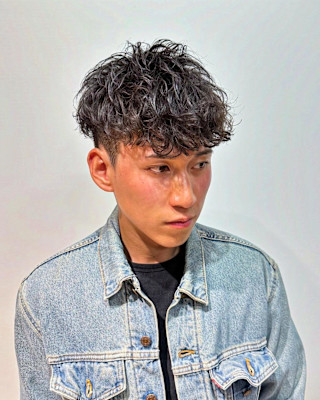 横浜メンズパーマスペインカールマッシュパーマニュアンスパーマ