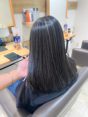 白髪ぼかし　セミディ　シアーカラー　【藤沢　藤沢駅】