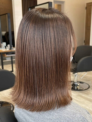 ミルクティーベージュカラーくびれヘアグレージュカラー韓国