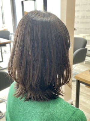 ミルクティーベージュカラーくびれヘアグレージュカラー韓国