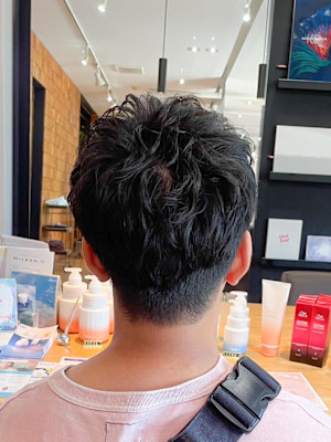 ダークアッシュ/アッシュブラック/カルマパーマ/ベリーショー