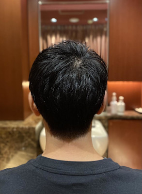 ナチュラル刈り上げないショート