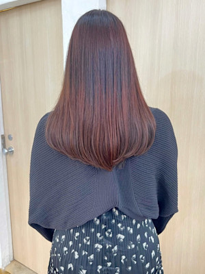 【新井】セミロング　こっくり　透明感　レッドカラー